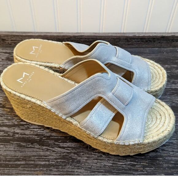 Marc Fisher Women's Silver Wedge Slip On Platform Comfort Sandal Size 9.5 M - Picture 1 of 6